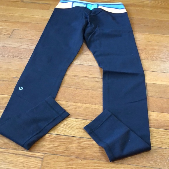 EUC SoulCycle lululemon Wunder Under Pants Sz 4 - Picture 6 of 6